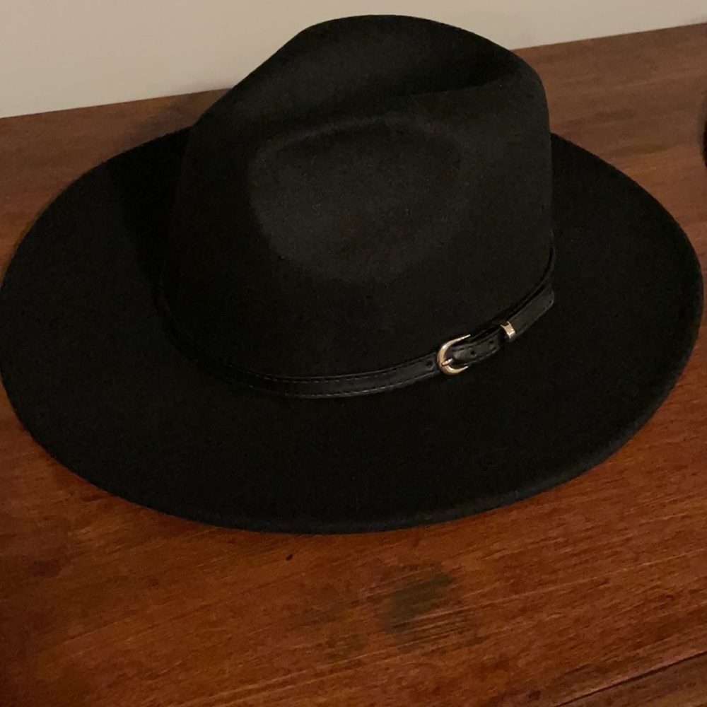 Women’s boho style hat bundle - Picture 3 of 3